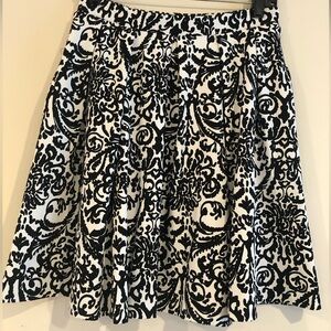 Adrienne Vittadini black and white skirt